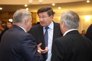 Двораковский прокомментировал бюджетное послание Назарова