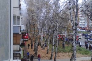 На Бархатовой в Омске загорелась квартира, есть пострадавшие