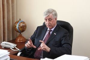 Виктор Шрейдер - один из самых бедных омских депутатов Госдумы