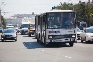 Омск, не имея денег на компенсацию стоимости проезда, купит 30 автобусов