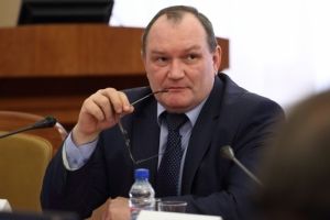 Самым богатым членом омского правительства является бывший чекист Бондарев