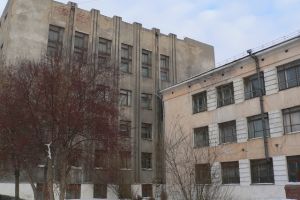 В Омске вместо техникума откроется средняя школа
