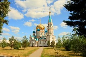 Омская епархия попросила в подарок Успенский собор с землей