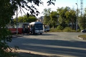 В Омске на Бульварной столкнулись трамвай и автобус