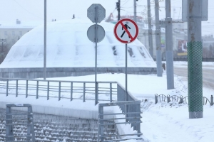 В канун Нового года в Омске объявили штормовое предупреждение