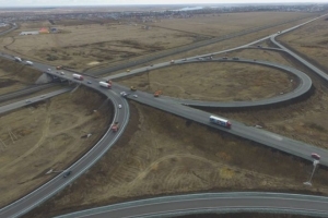 В Омской области вводят пятилетние контракты на содержание автодорог