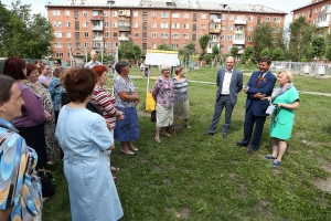 Депутатам указали на место: в Омской области определили площадки для встреч с избирателями