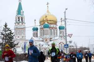 На Рождественском полумарафоне в Омске ввели новый денежный приз