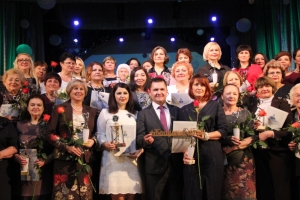 Фонд Манякина наградил лауреатов омского проекта «Женщины Сибири»