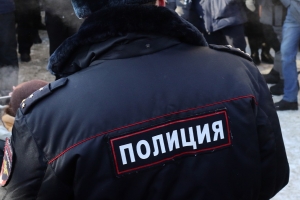В глухой омской деревне задержали двух новосибирцев, организовавших нарколабораторию