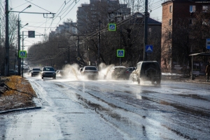 Омская прокуратура с начала года выявила более тысячи нарушений, касающихся перевозок и ям на дорогах
