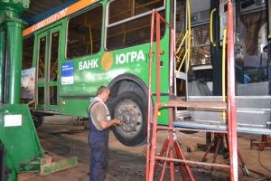 На ПАТП-4, которому принадлежал разбившийся под Омском автобус, нашли нарушения