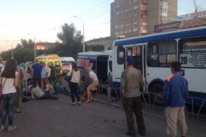 В Омске в ДТП с автобусом на Красном Пути пострадали 19 человек
