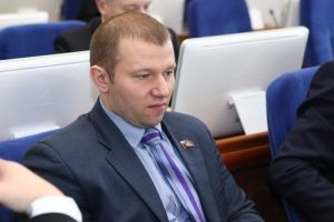 Коммунист, ну и что такого? — депутаты о новом главе минстроя Михайленко