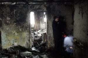 В сети опубликовали фото из разрушенной взрывом квартиры в Омске
