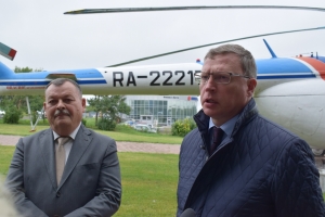 Александр Бурков намерен помочь Омскому заводу авиации с получением дополнительных заказов