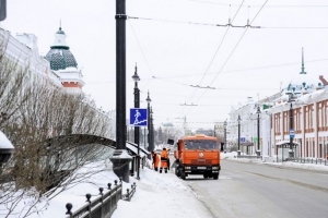 Стало известно, кому заплатят 2,8 млн рублей за вывоз снега с улиц Омска 