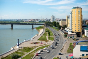 В Омске за 175 млн рублей продается самая дорогая квартира в Сибири