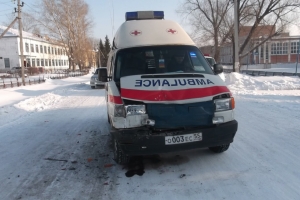 В Омской области произошло уже третье ДТП со скорой за последние сутки - в машине был ребенок с подозрением ...