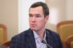 Генпрокуратура предупредила омского министра Лобова об ответственности из-за медлительности с ...