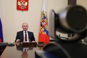 Путин поручил принять меры по выбросам в Омске - после жалоб омичей на «прямой линии»