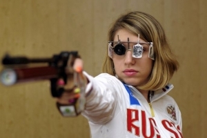 Олимпийская чемпионка из Омска Виталина Бацарашкина получила награду от Путина и «BMW Х5» от Медведева