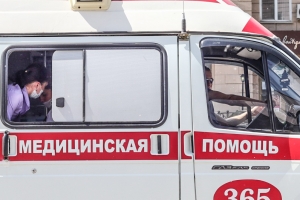 В Омской области микроавтобус с 17 пассажирами попал в ДТП