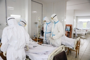 За последние сутки в Омской области госпитализировали меньше 30 пациентов с COVID-19
