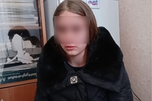 Школьницу из омской Юрьевки, которая спланировала жестокое убийство своей семьи, будут держать под ...