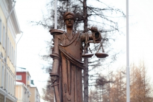 На омского судью могут завести уголовное дело за ДТП с пострадавшим