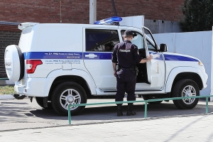 Рецидивист из  Омской области отправился в колонию строгого режима за избиение полицейского