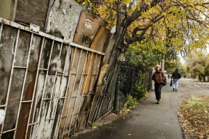 «Дом как будто сдвинуло» — жители Омской области почувствовали землетрясение