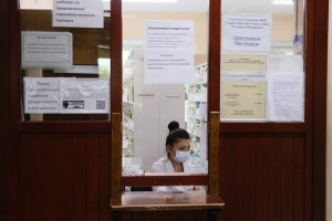 В Омске поменяли местами главврачей двух детских поликлиник