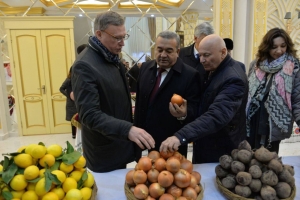 Таджикские фермеры готовы поставлять в Омск свежие овощи и фрукты