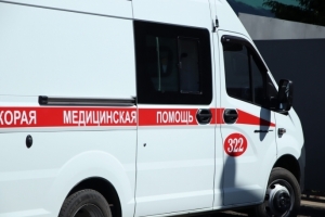 В ДТП на трассе под Омском один человек погиб и восемь получили травмы 