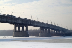 В Омске на две ночи полностью закроют Ленинградский мост