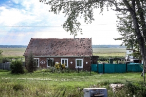 В омской деревне в ФАПе не оборудовали туалет, а врачу рекомендуют проситься к соседям