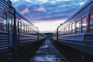 В Омской области 16-летний подросток в наушниках  попал под поезд