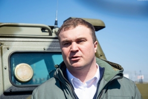 Виталий Хоценко наградил омских бойцов в зоне СВО