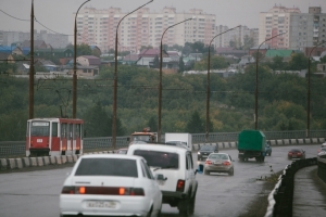 В Омске  изменится схема движения транспорта в районе Горбатого моста
