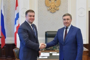 Сегодня губернатор Виталий Хоценко и глава Минобрнауки России Валерий Фальков официально откроют новый ...