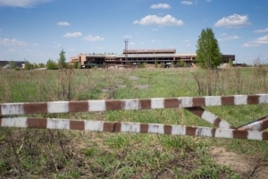 На охрану недостроенного аэропорта Омск-Федоровка потратят еще более трех миллионов рублей