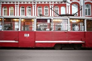 В Омске из-за затопления путей три дня не выходили на линию трамваи № 9