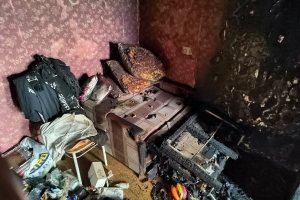 В Омске при пожаре погиб семилетний мальчик - он был дома один