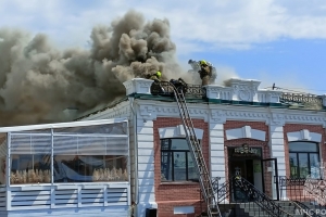 Пожар в ресторане «Хочу Пури» полностью ликвидировали спустя восемь часов