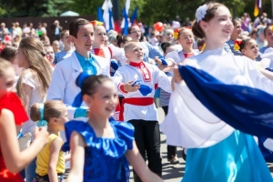 В Омске три дня будут перекрывать движение транспорта для празднования Дня России