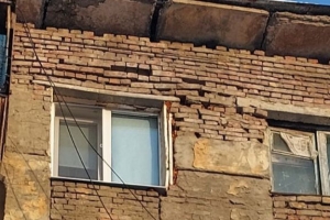 В границах дома на Магистральной объявят режим повышенной готовности к ЧС: здание может рухнуть