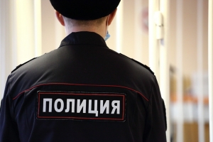 В Омске за взятку задержали сотрудника полиции