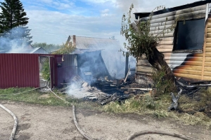 Жители домов на Линиях в Омске, где произошел крупный пожар, сами обнаружили утечку и вызвали газовщиков - СК 