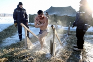 Уже в четвертом по счету районе Омской области отменили крещенские купания